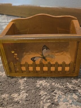 Wooden Lucite Front Recipe Box Gamut Designs Butterfly Flowers Fence 4 x 6.5''
